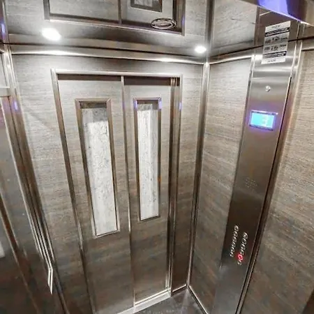 Naveen's House Casa * Rome