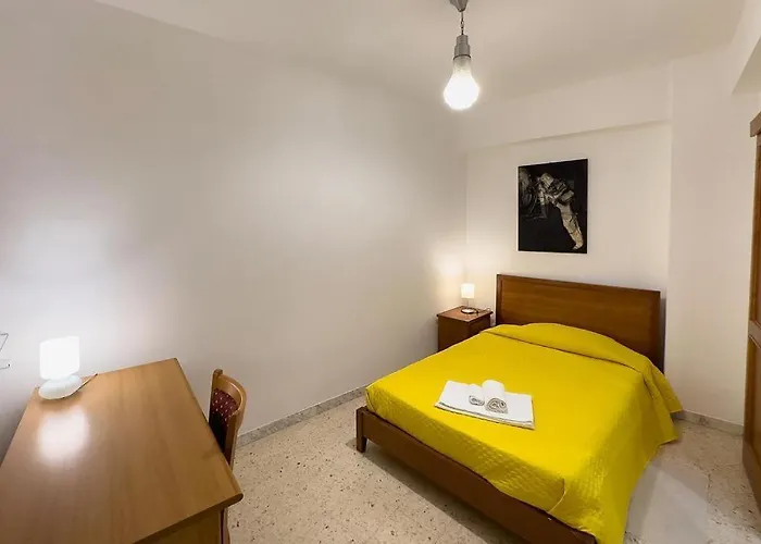 Naveen's House Casa Apartmán *